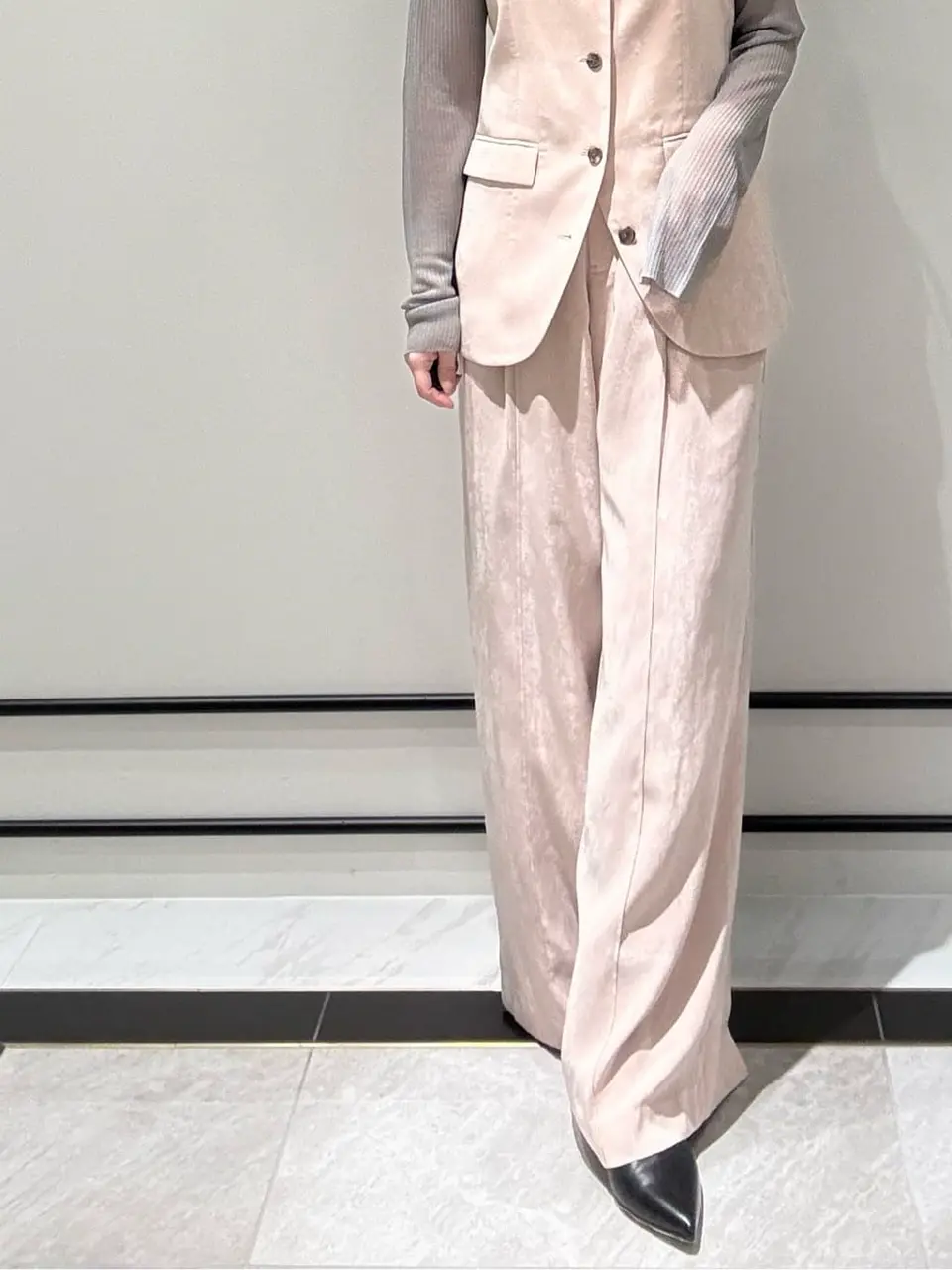 GRACE CONTINENTAL 森南海 コーディネート画像