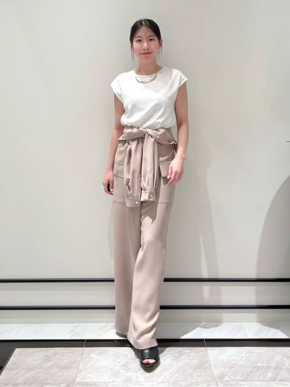 GRACE CONTINENTAL Shiori コーディネート画像