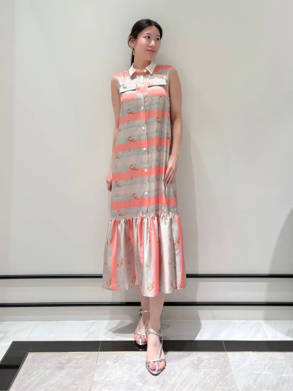 GRACE CONTINENTAL Shiori コーディネート画像