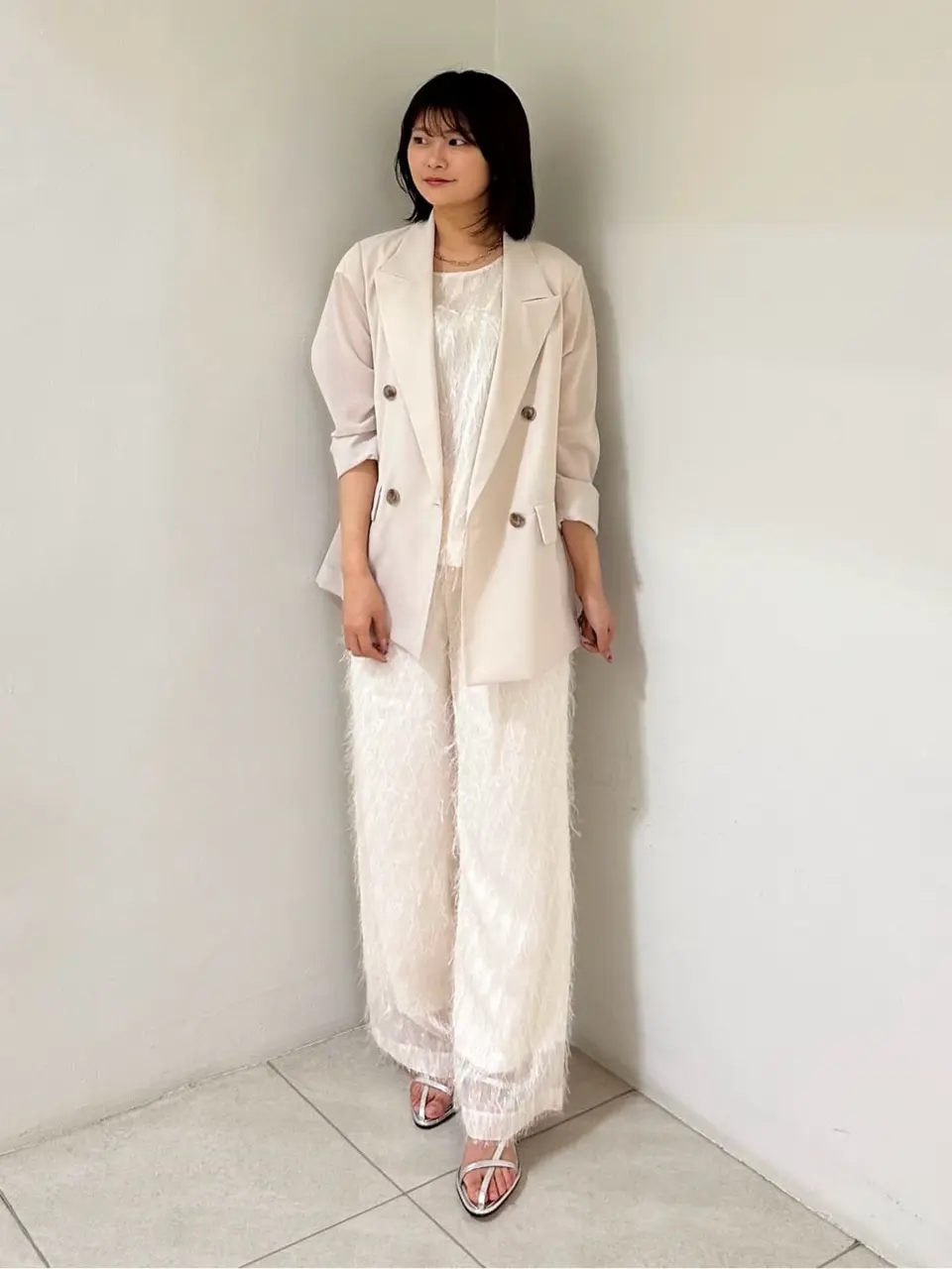 GRACE CONTINENTAL MORITA AI コーディネート画像