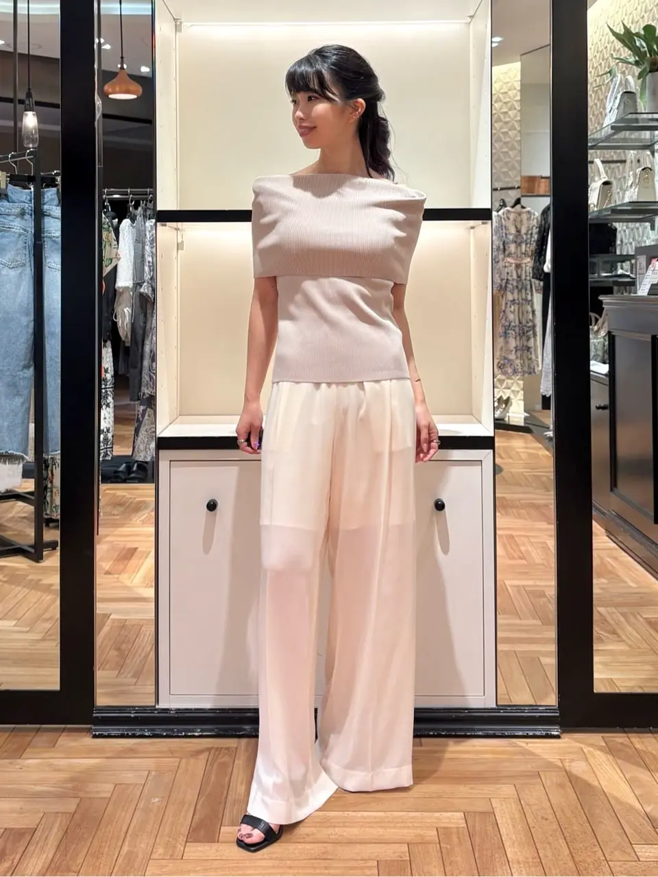 GRACE CONTINENTAL FUKUSHIMA YURIE コーディネート画像