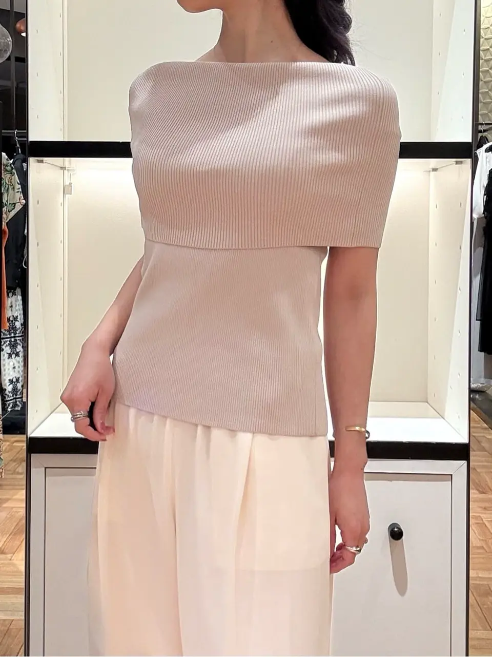 GRACE CONTINENTAL FUKUSHIMA YURIE コーディネート画像