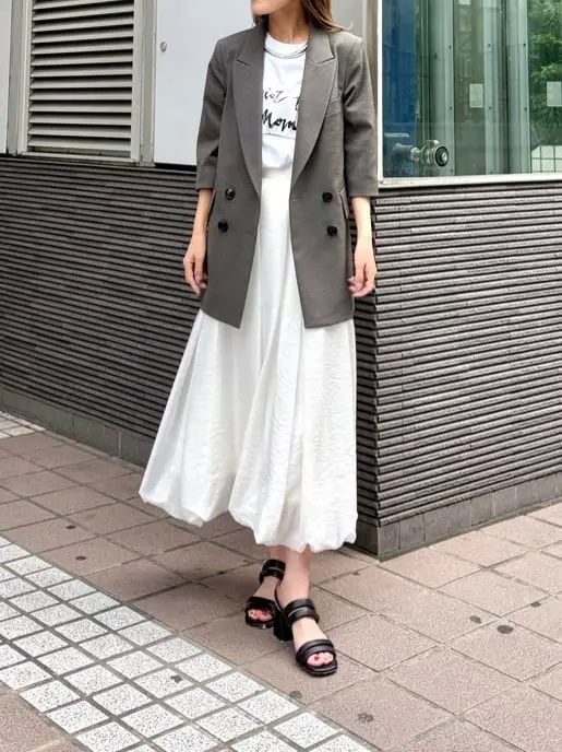 GRACE CONTINENTAL yukimi yonee コーディネート画像