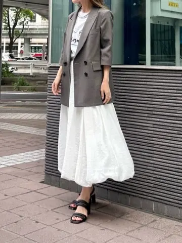 GRACE CONTINENTAL yukimi yonee コーディネート画像