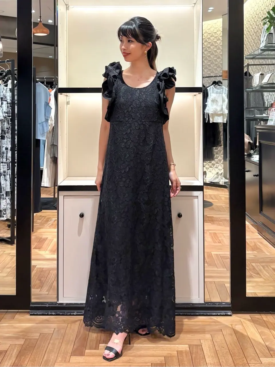 GRACE CONTINENTAL FUKUSHIMA YURIE コーディネート画像