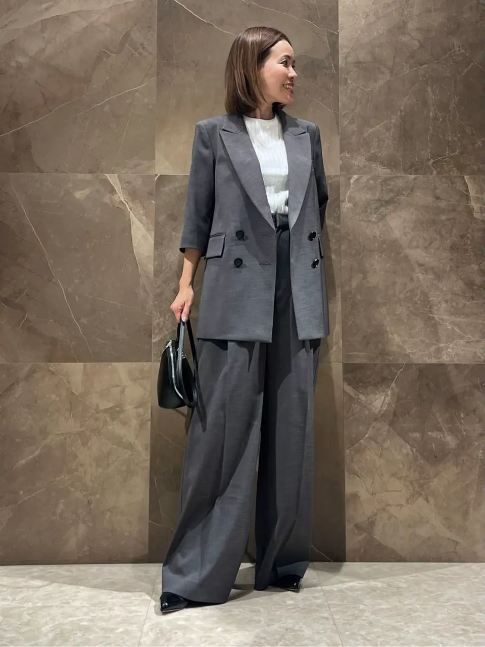 GRACE CONTINENTAL 穐山　香織 コーディネート画像