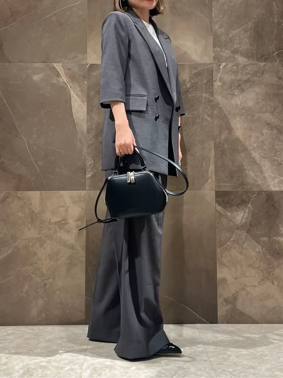 GRACE CONTINENTAL 穐山　香織 コーディネート画像