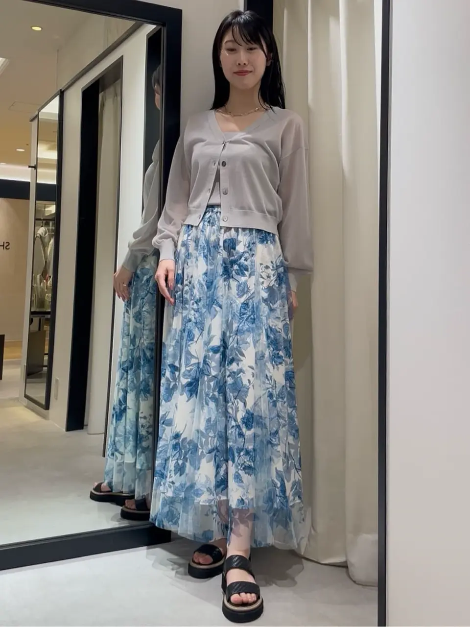 GRACE CONTINENTAL 端場　わかな コーディネート画像