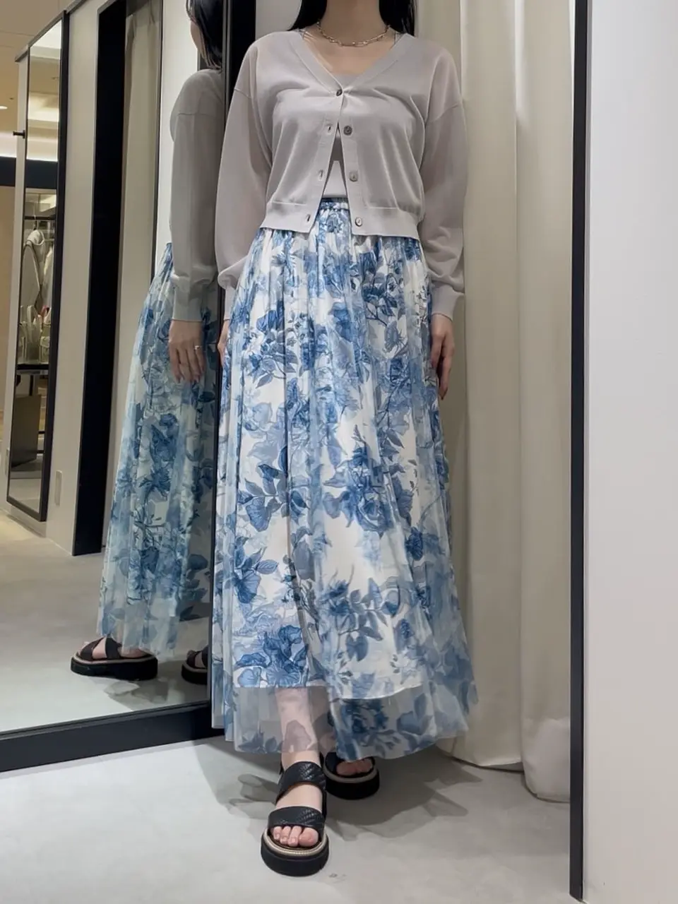 GRACE CONTINENTAL 端場　わかな コーディネート画像