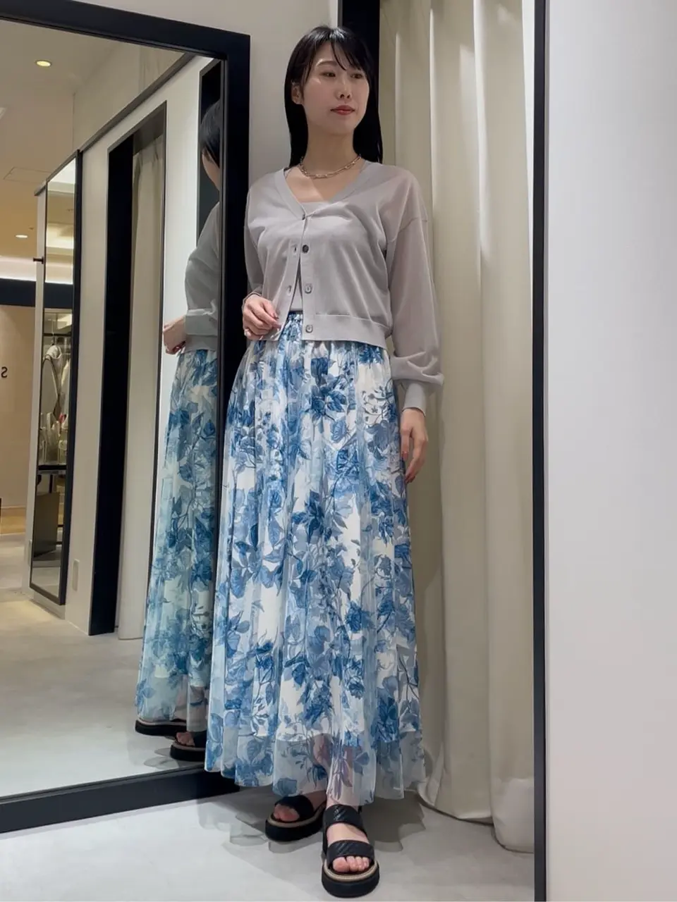 GRACE CONTINENTAL 端場　わかな コーディネート画像