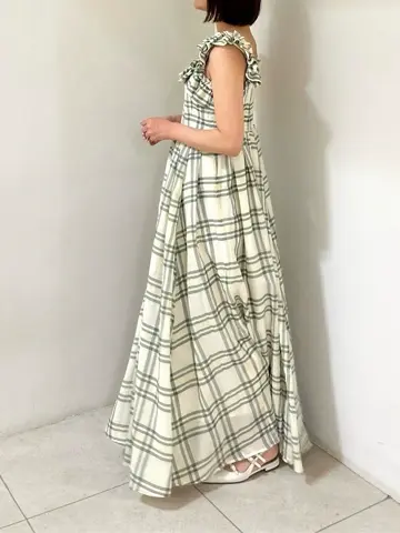 GRACE CONTINENTAL MORITA AI コーディネート画像