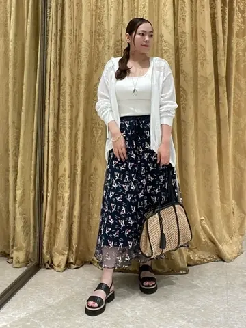 GRACE CONTINENTAL 泉　敦子 コーディネート画像