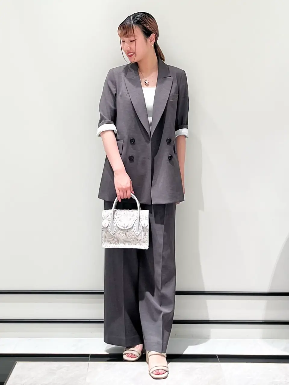 GRACE CONTINENTAL CHISAKO.S コーディネート画像