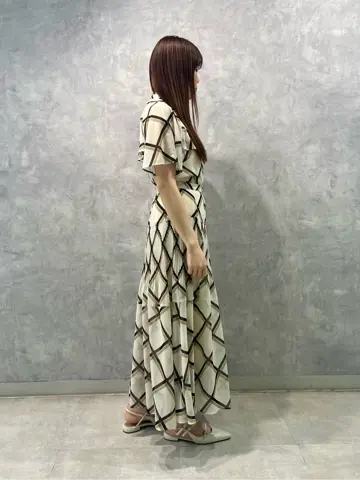 GRACE CONTINENTAL 赤坂 梨来 コーディネート画像