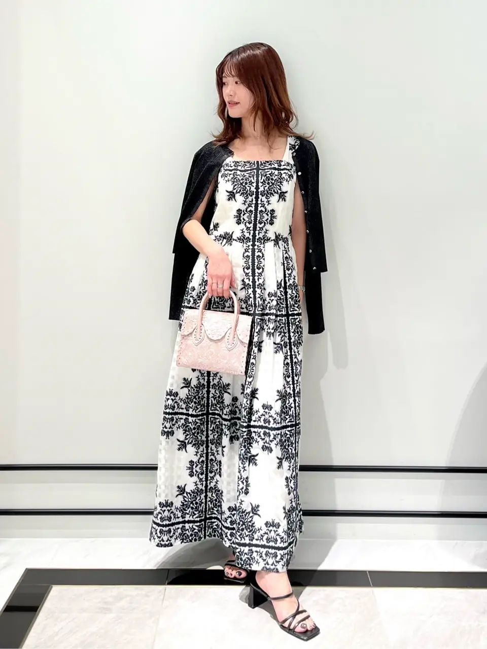 GRACE CONTINENTAL A.Kameyama コーディネート画像