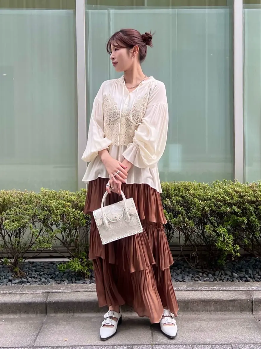 GRACE CONTINENTAL NORIA コーディネート画像