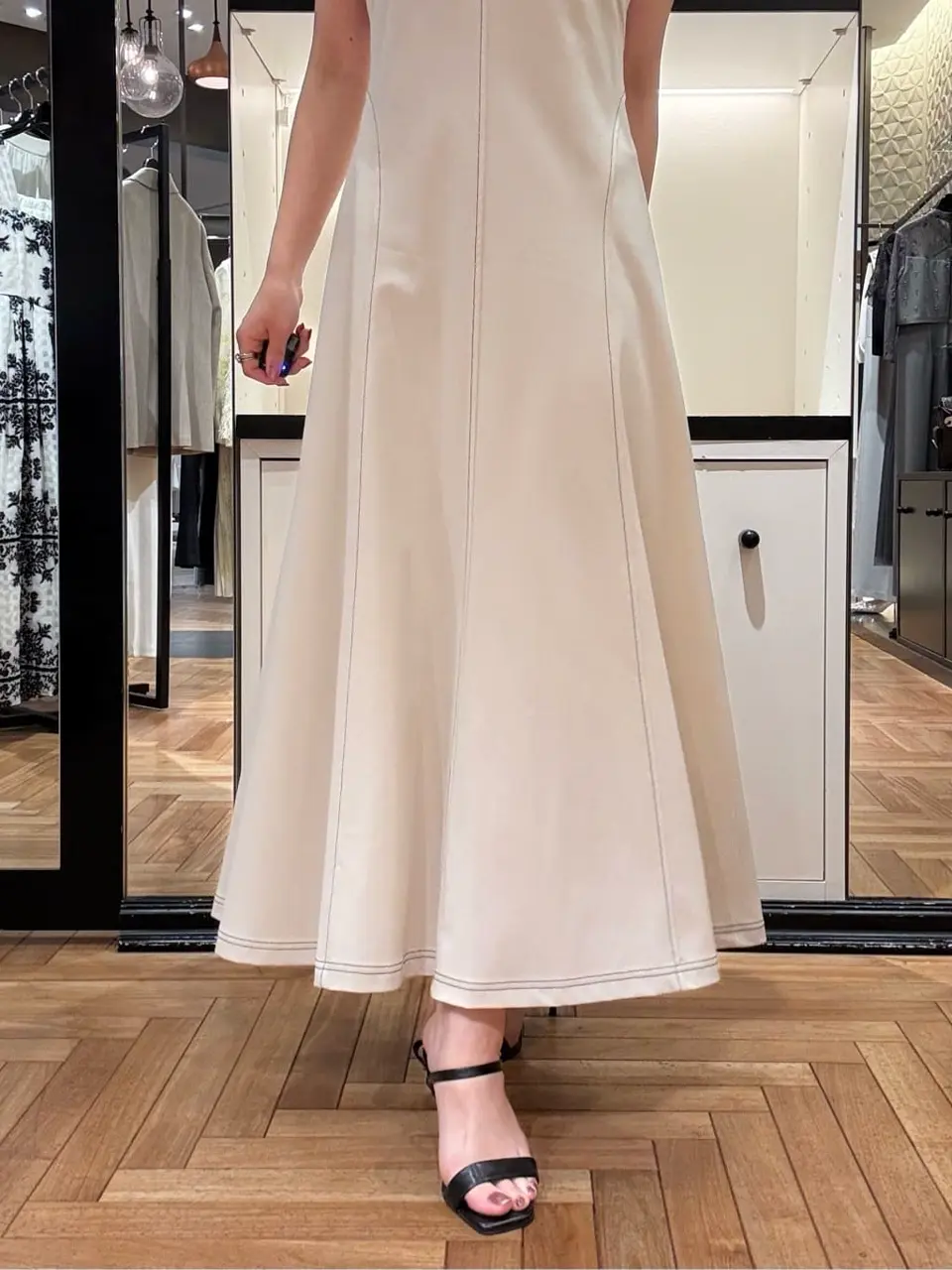 GRACE CONTINENTAL FUKUSHIMA YURIE コーディネート画像