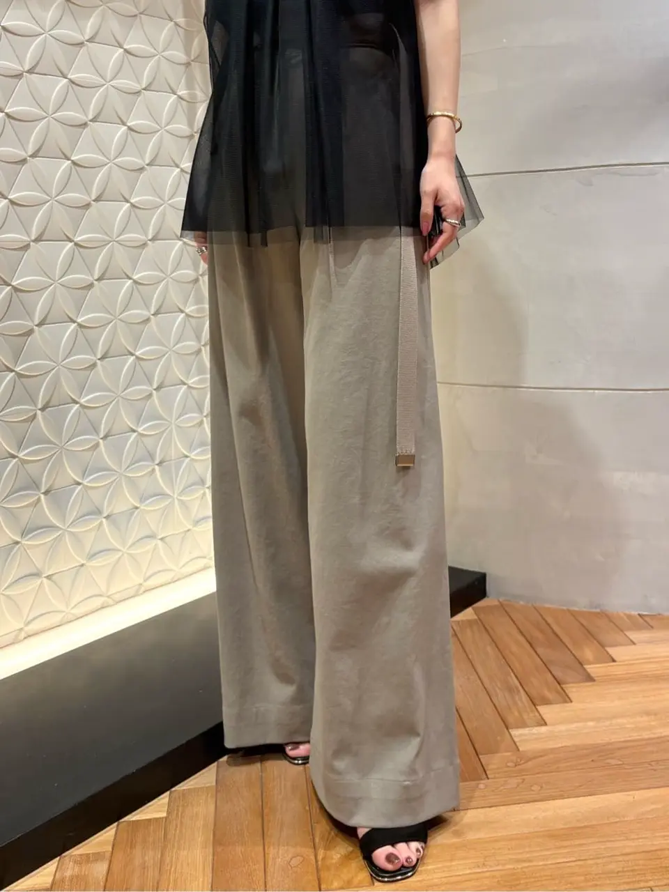 GRACE CONTINENTAL FUKUSHIMA YURIE コーディネート画像