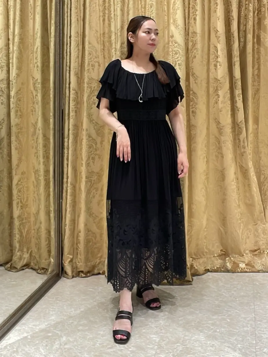 GRACE CONTINENTAL 泉　敦子 コーディネート画像