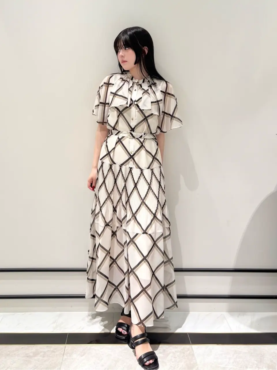 GRACE CONTINENTAL 森南海 コーディネート画像