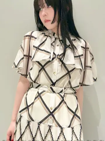 GRACE CONTINENTAL 森南海 コーディネート画像