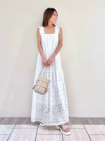 GRACE CONTINENTAL yukimi yonee コーディネート画像