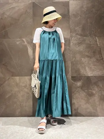 GRACE CONTINENTAL 穐山　香織 コーディネート画像