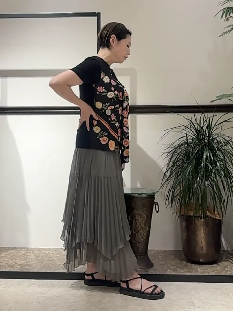 GRACE CONTINENTAL N.YURI コーディネート画像