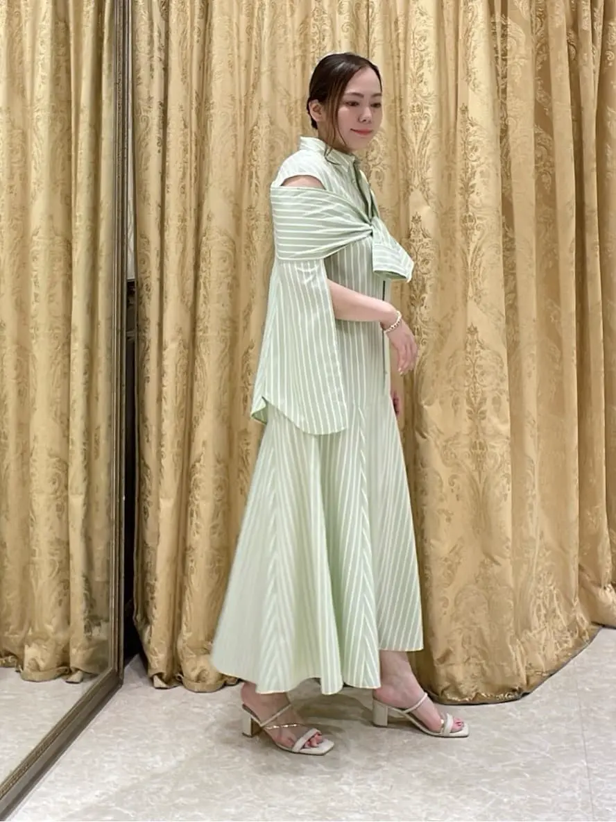 GRACE CONTINENTAL 泉　敦子 コーディネート画像