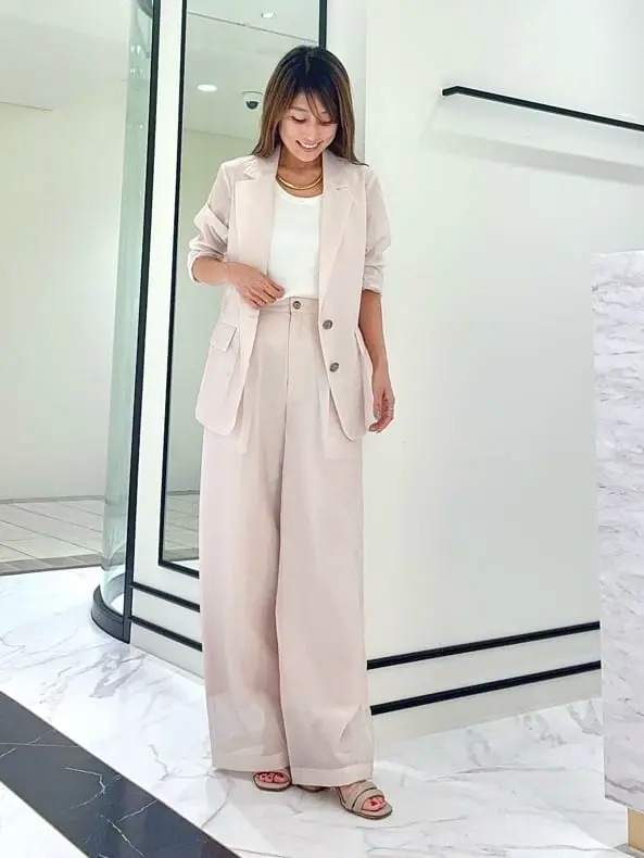 GRACE CONTINENTAL yukimi yonee コーディネート画像