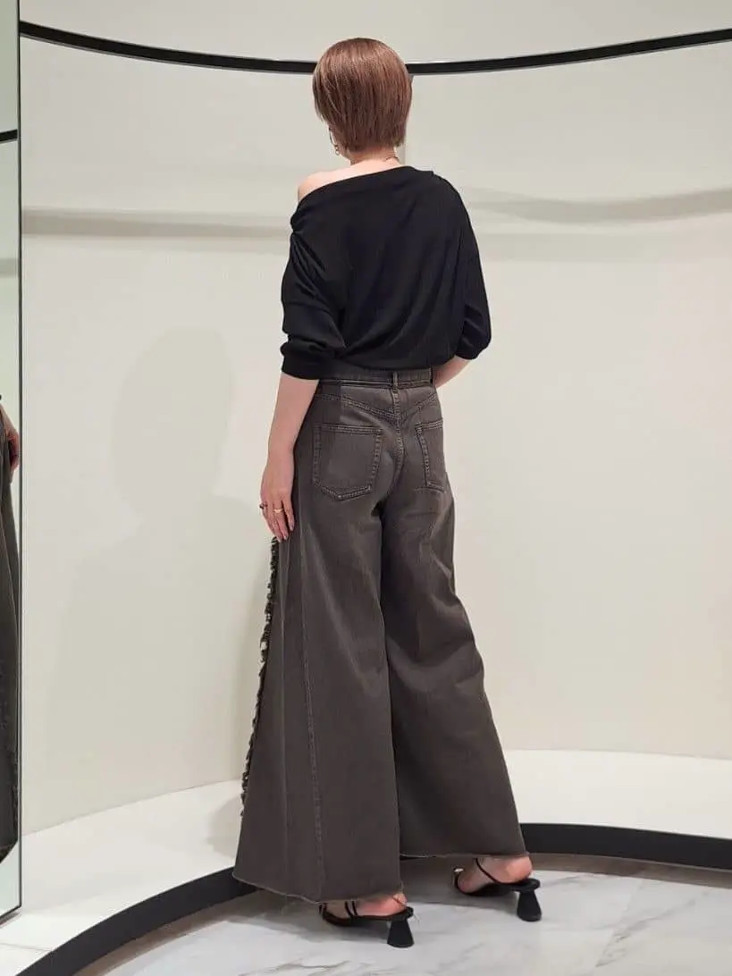 GRACE CONTINENTAL 今野　志保 コーディネート画像