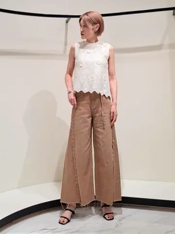 GRACE CONTINENTAL 今野　志保 コーディネート画像