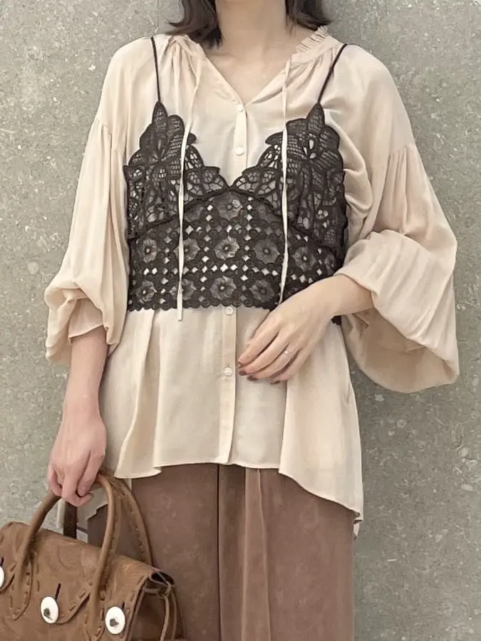 GRACE CONTINENTAL minami コーディネート画像