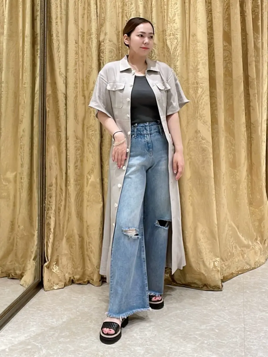 GRACE CONTINENTAL 泉　敦子 コーディネート画像