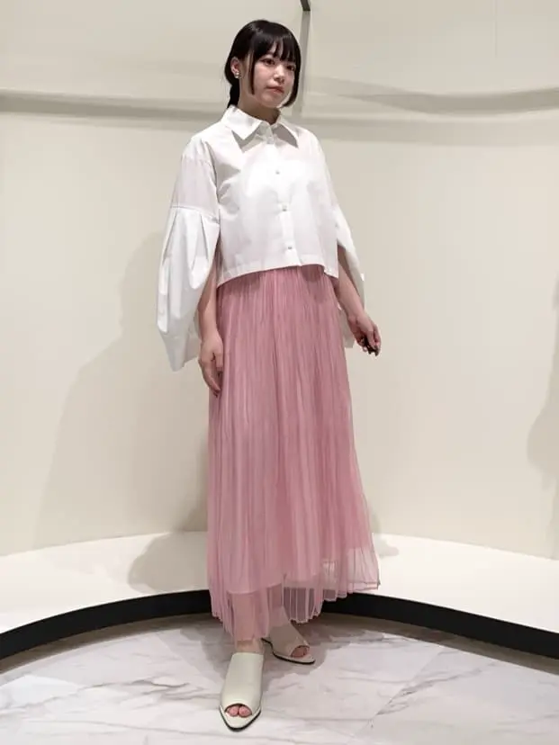 GRACE CONTINENTAL 平野 裕華 コーディネート画像