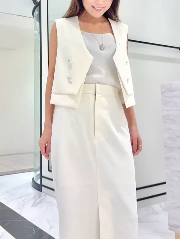 GRACE CONTINENTAL yukimi yonee コーディネート画像