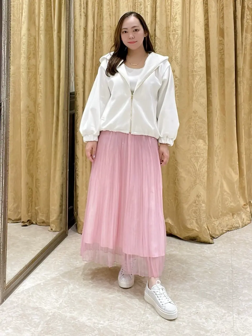 GRACE CONTINENTAL 泉　敦子 コーディネート画像