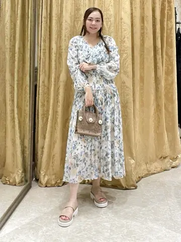 GRACE CONTINENTAL 泉　敦子 コーディネート画像