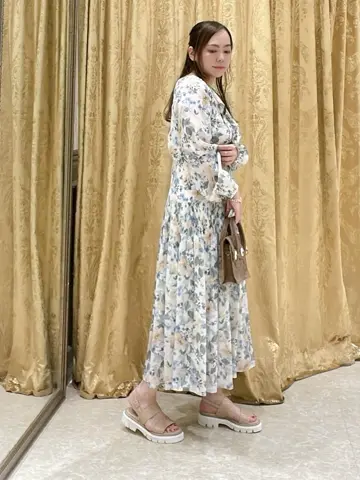 GRACE CONTINENTAL 泉　敦子 コーディネート画像