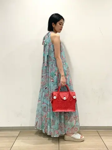 GRACE CONTINENTAL yoshi コーディネート画像