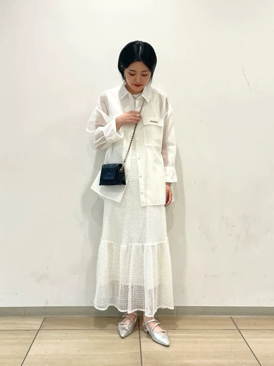 GRACE CONTINENTAL yoshi コーディネート画像