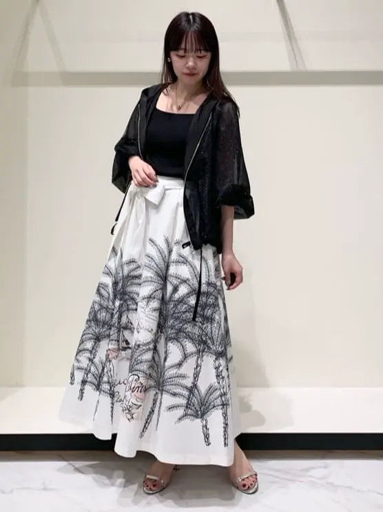 GRACE CONTINENTAL 平野 裕華 コーディネート画像