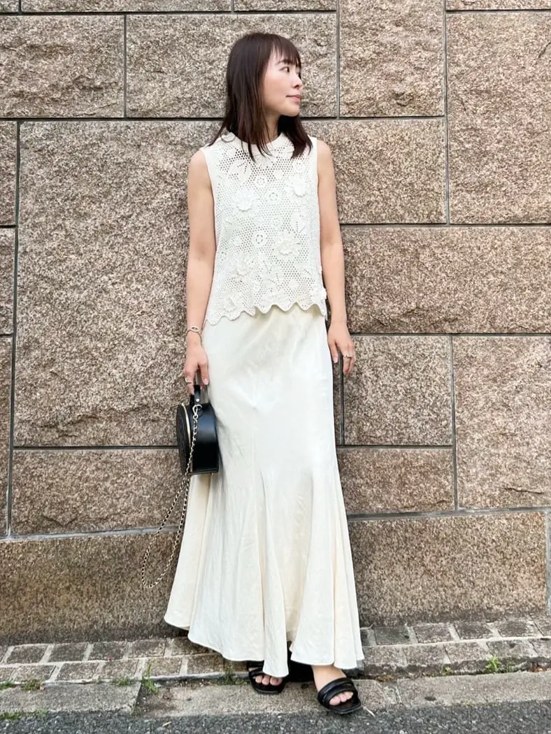 GRACE CONTINENTAL 古川温子 コーディネート画像