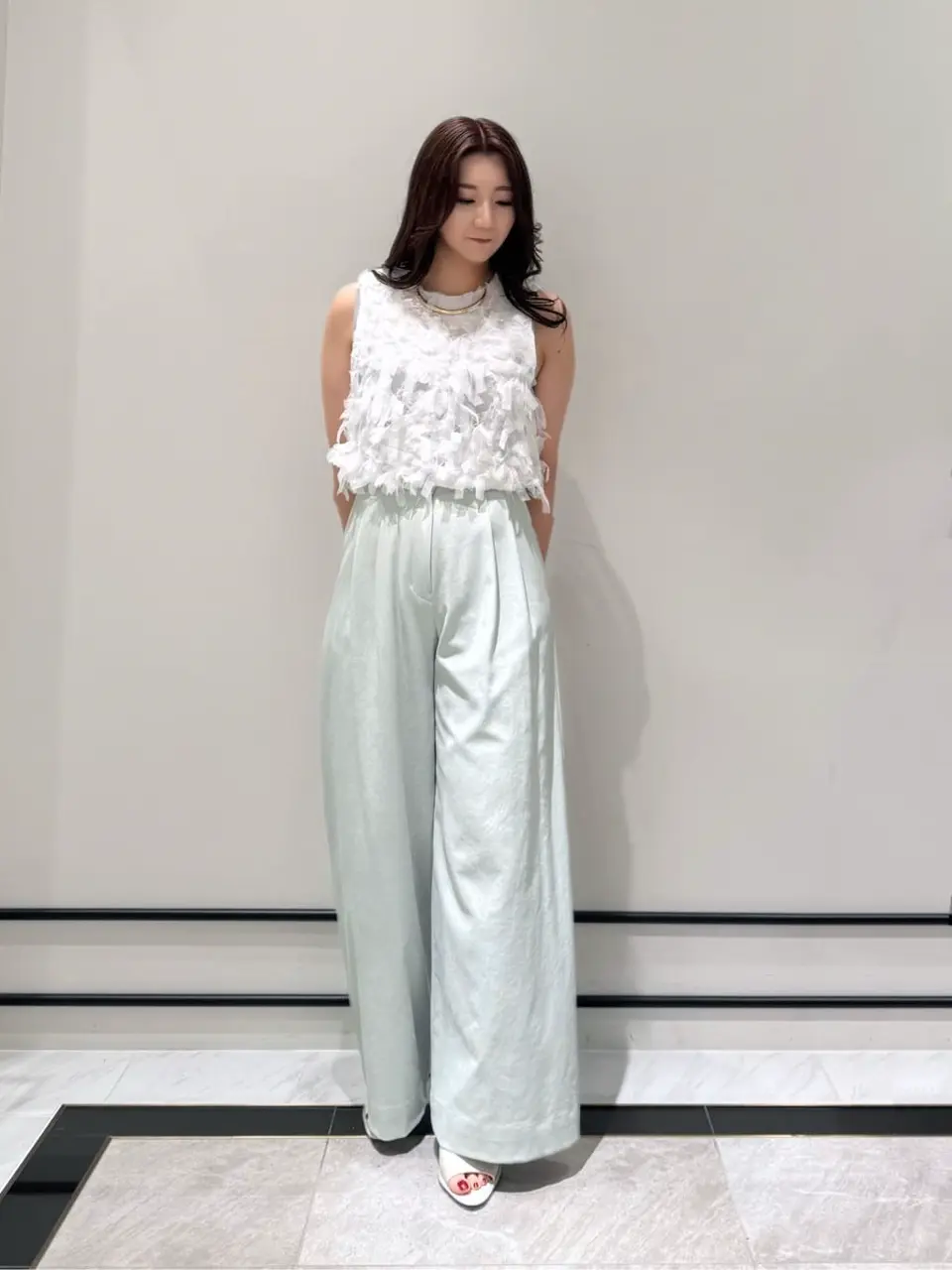 GRACE CONTINENTAL MOMOKO コーディネート画像