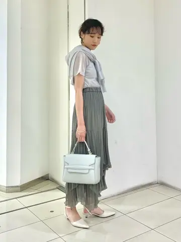 GRACE CONTINENTAL haruka iwasaki コーディネート画像