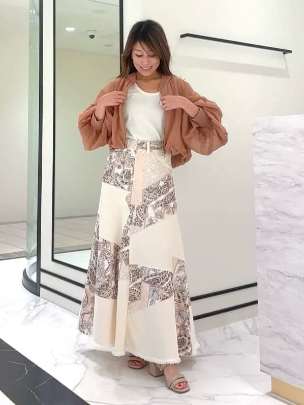 GRACE CONTINENTAL yukimi yonee コーディネート画像