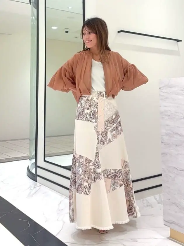 GRACE CONTINENTAL yukimi yonee コーディネート画像