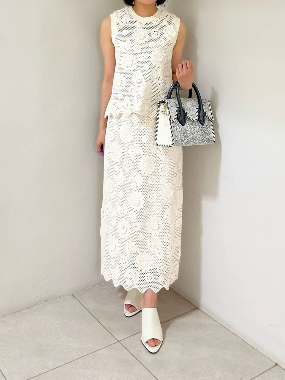 GRACE CONTINENTAL MORITA AI コーディネート画像