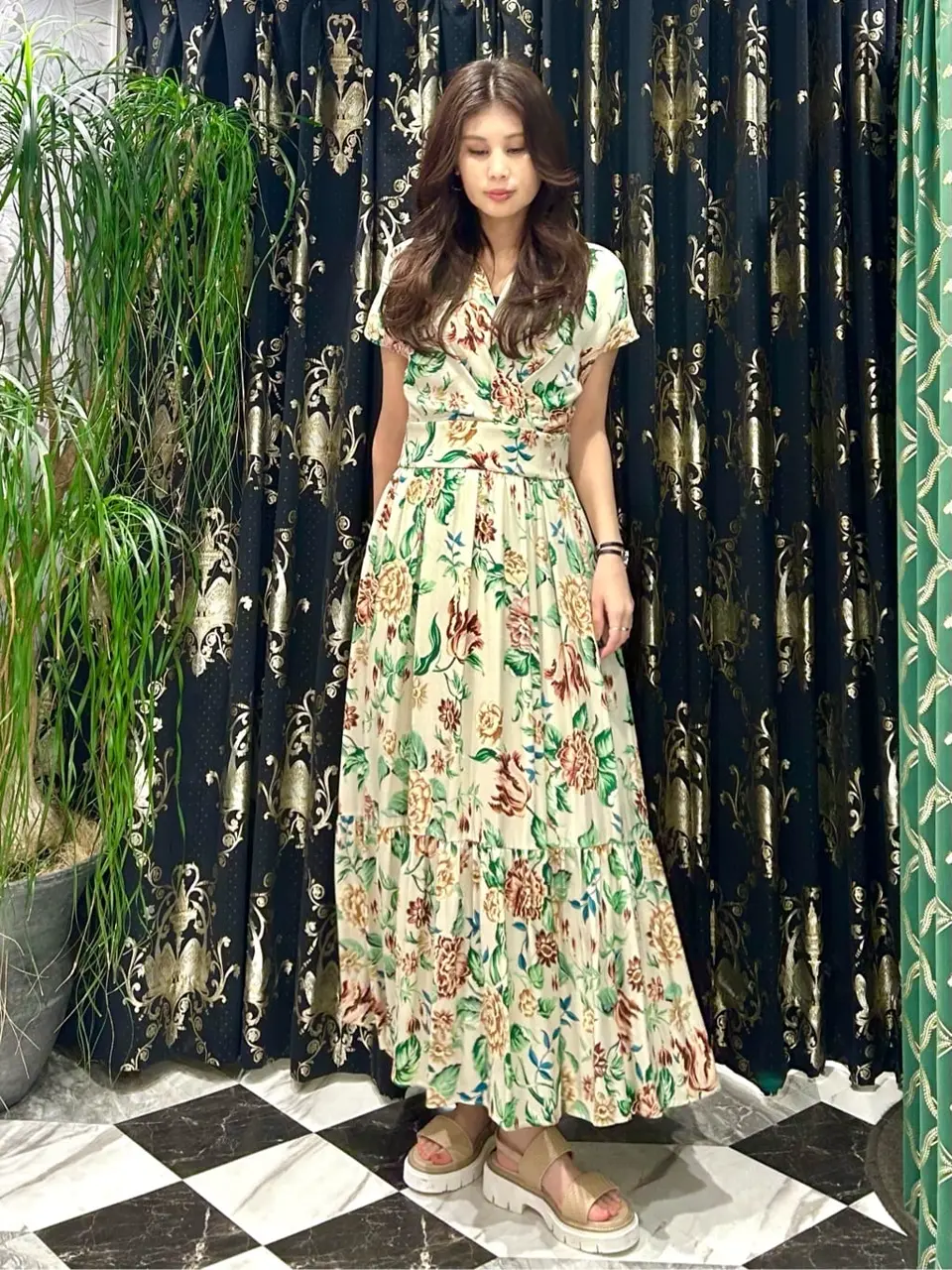 GRACE CONTINENTAL 志田　悠 コーディネート画像