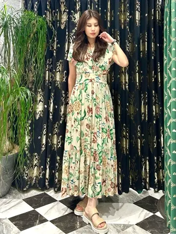 GRACE CONTINENTAL 志田　悠 コーディネート画像